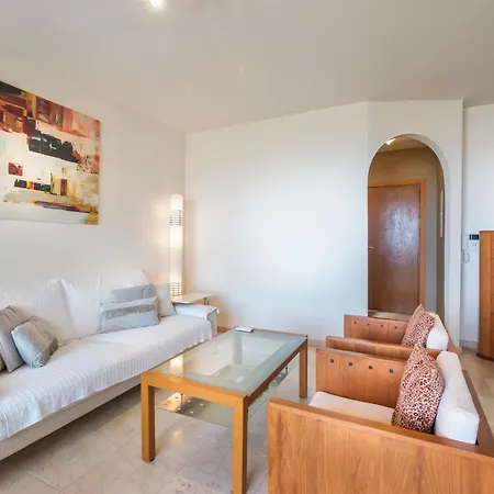 Romen 2-2 Penthouse Sea View & Jacuzzi 2b Feriehus *